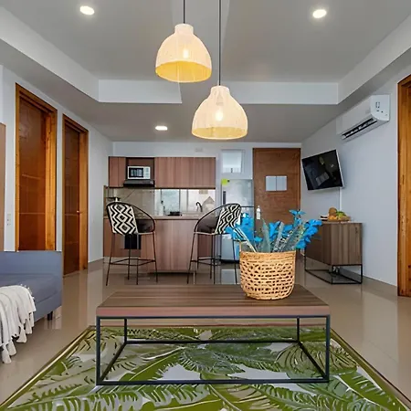 Laurdhomes Palmetto Sea View, 2rooms 2bth Hot Ware